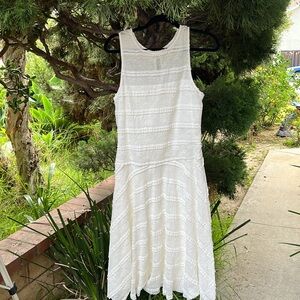 Sangria White Lace Sleeveless dress‎ fully lined size 12